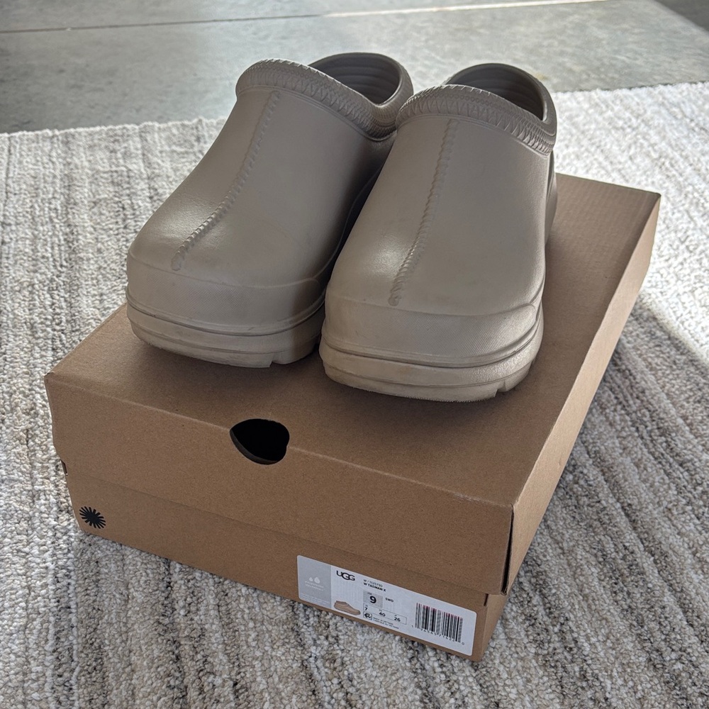 UGG Tasman X